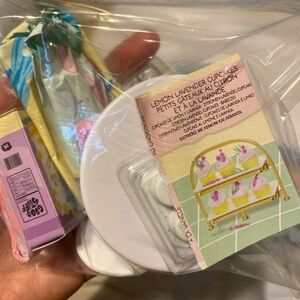 Miniverse lemon lavender cupcakes